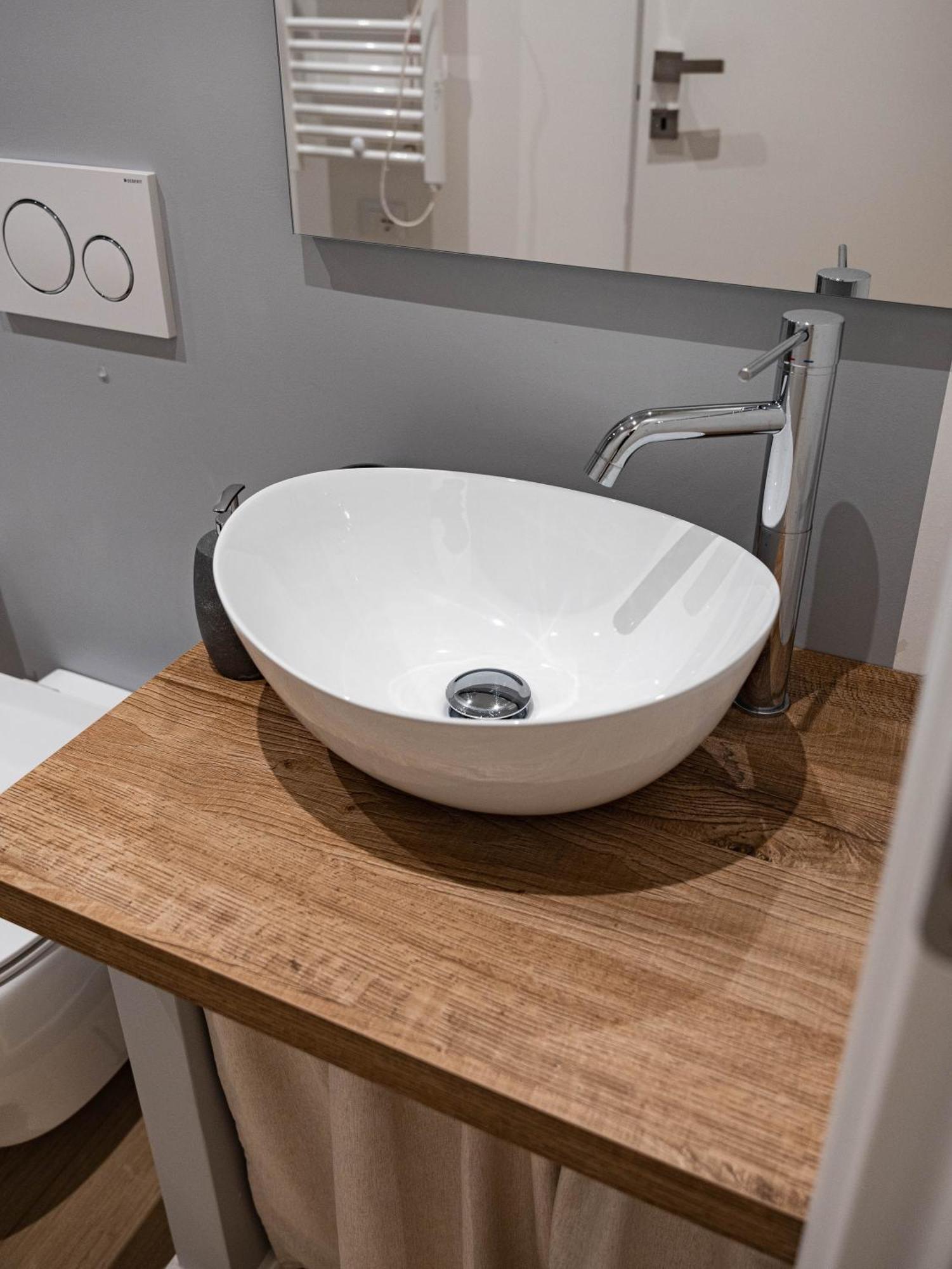Moor Assarotti Suites - Genova City Center Bagian luar foto