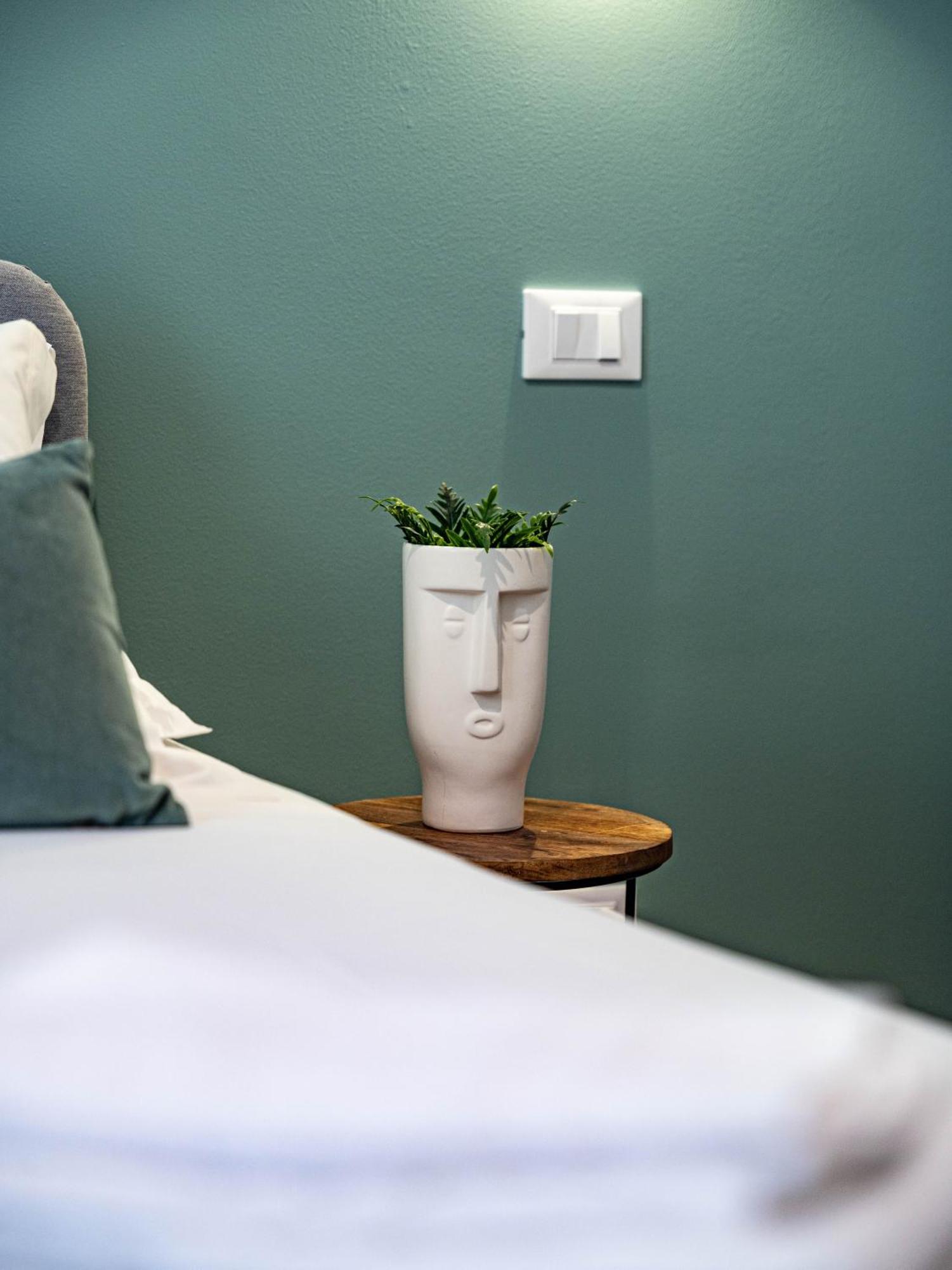 Moor Assarotti Suites - Genova City Center Bagian luar foto