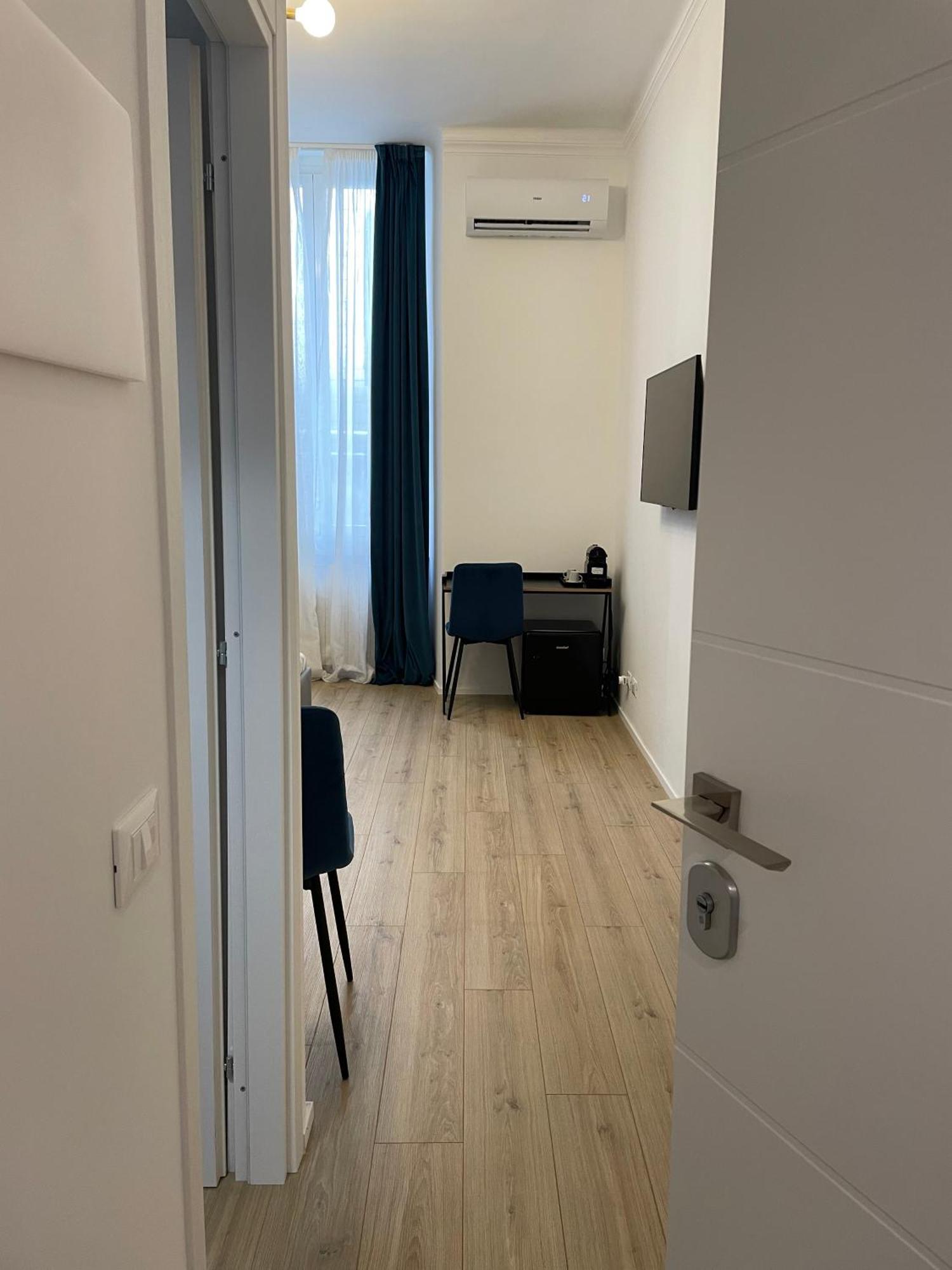 Moor Assarotti Suites - Genova City Center Bagian luar foto